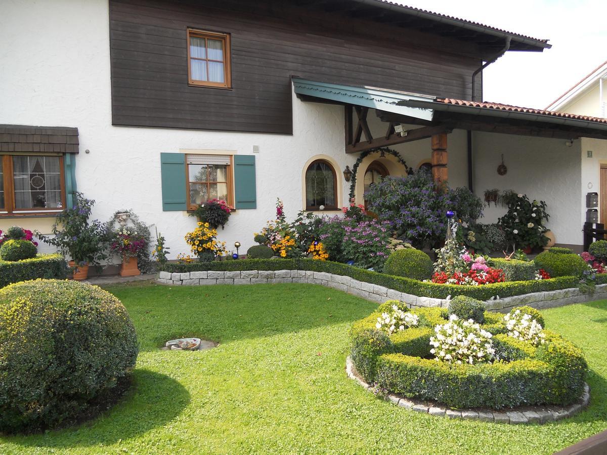 Ferienwohnungen Edmeier Bernau am Chiemsee Exterior foto